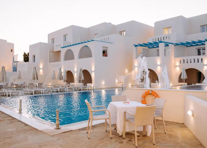 Hotiday Collection - Naxos ホテル 4*